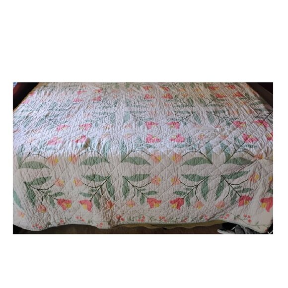 Tulip Motif Vintage Full Size Spread / Cutter Material - Picture 7 of 10